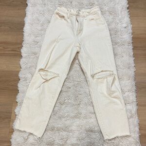 Universal Thread Cream Straight Leg Jeans Ripped Knees